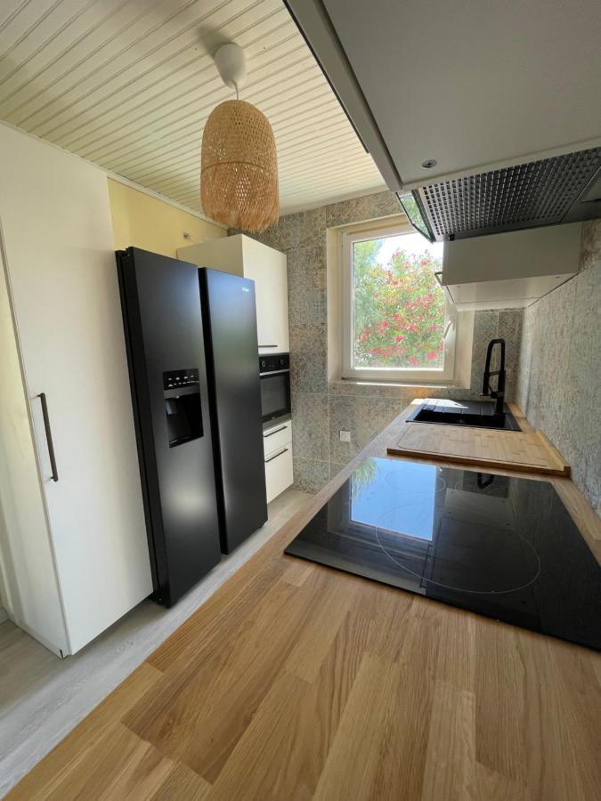 Villa Lcsm Et Studio 프롱티냥 외부 사진