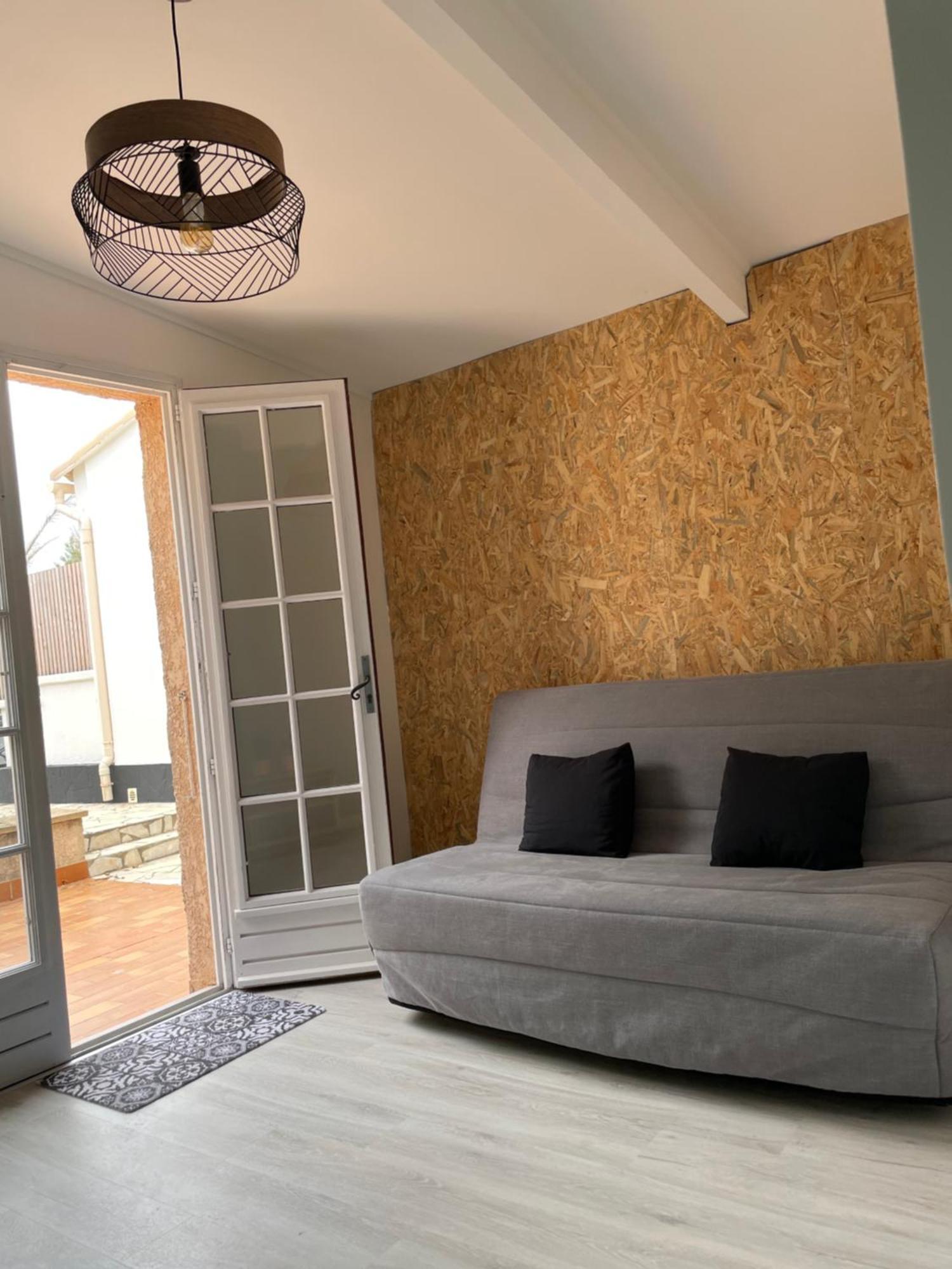 Villa Lcsm Et Studio 프롱티냥 외부 사진